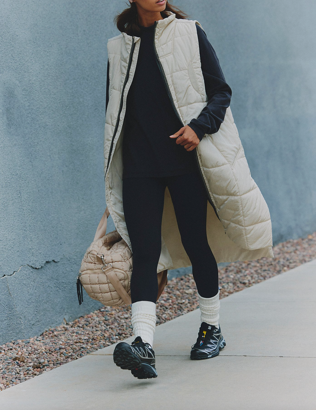 ON THE MOVE PACKABLE VEST| MUTED BEIGE