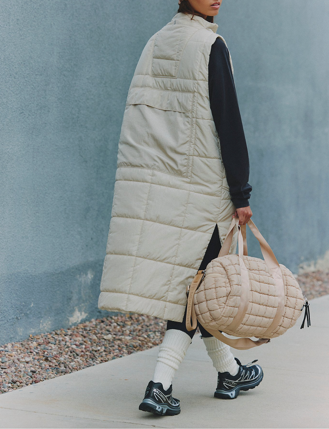 ON THE MOVE PACKABLE VEST| MUTED BEIGE