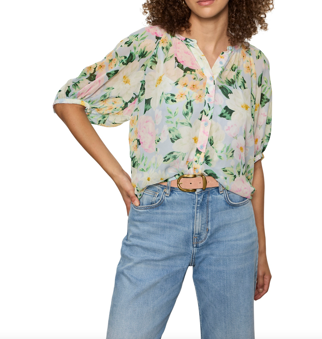 FAVORITE GIRL BUTTON BLOUSE