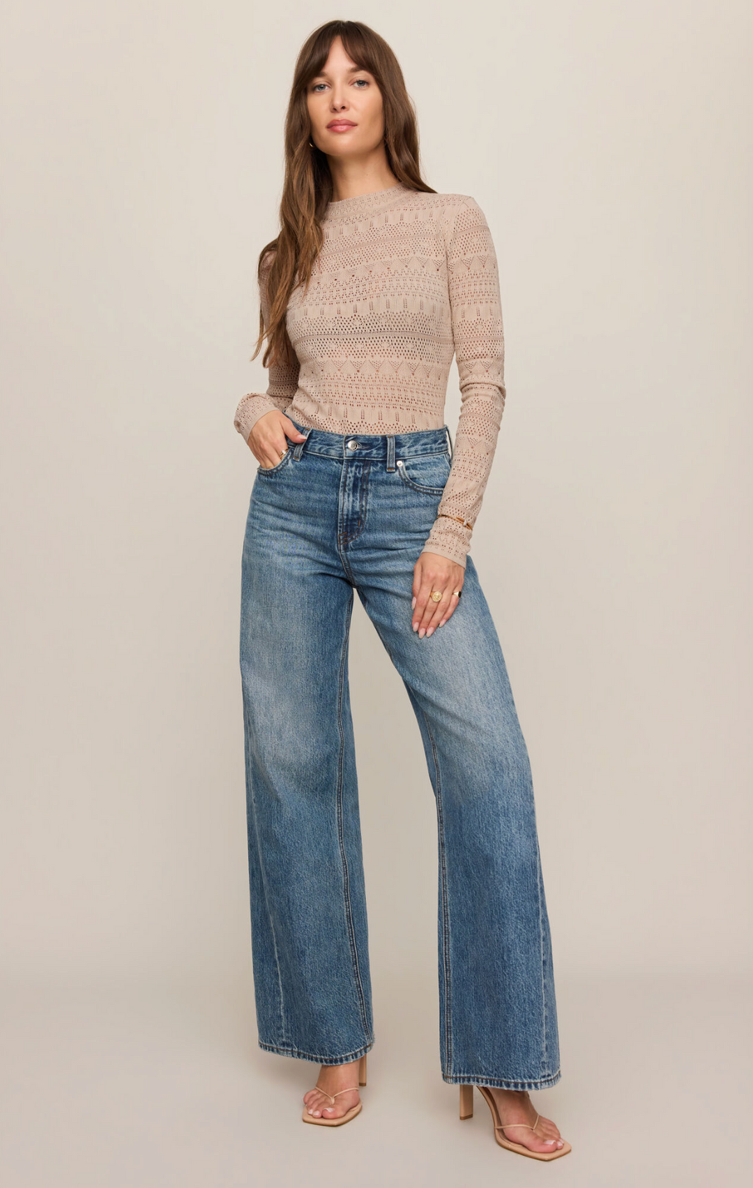 AVERY SWEATER TOP