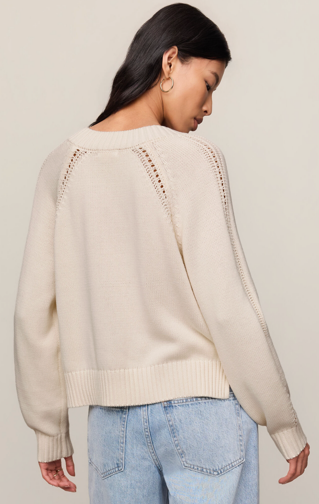 STRATTON V-NECK SWEATER