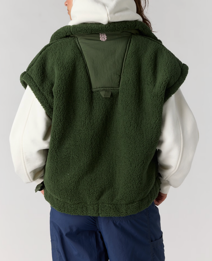 SCOUT IT OUT VEST | IVY