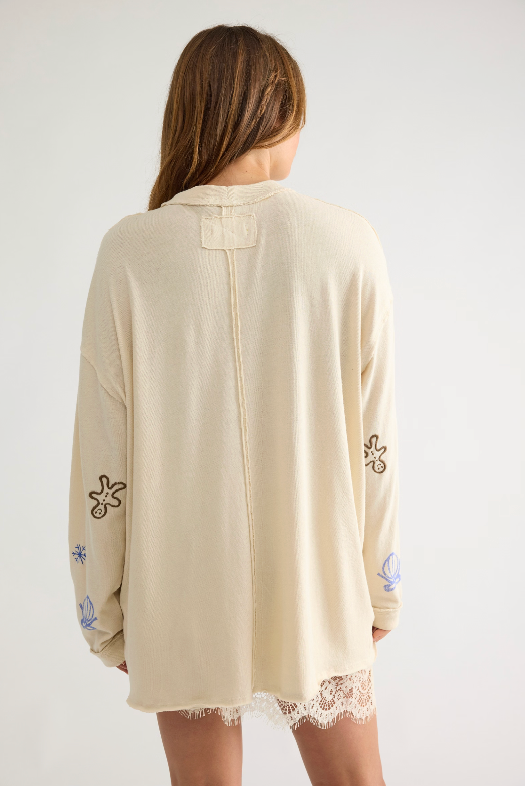 AVA LONG SLEEVE HOLIDAY TEE