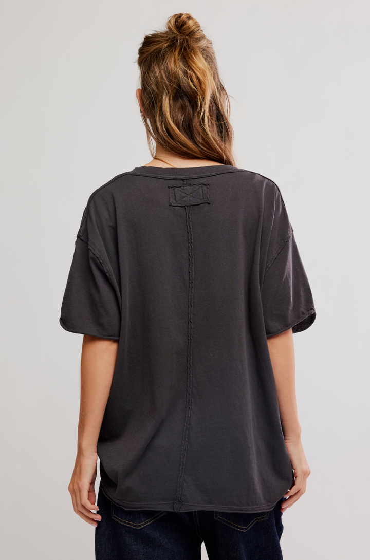 NINA TEE V