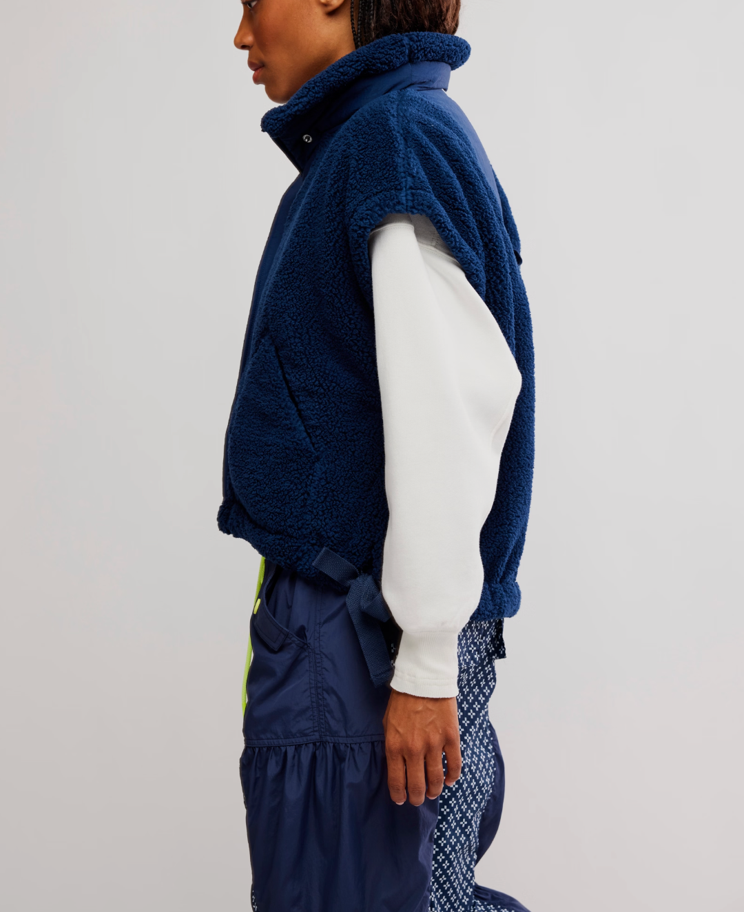 SCOUT IT OUT VEST | NAVY