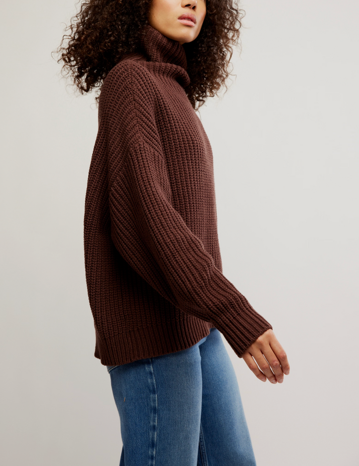 SWIM TOO DEEP PULLOVER