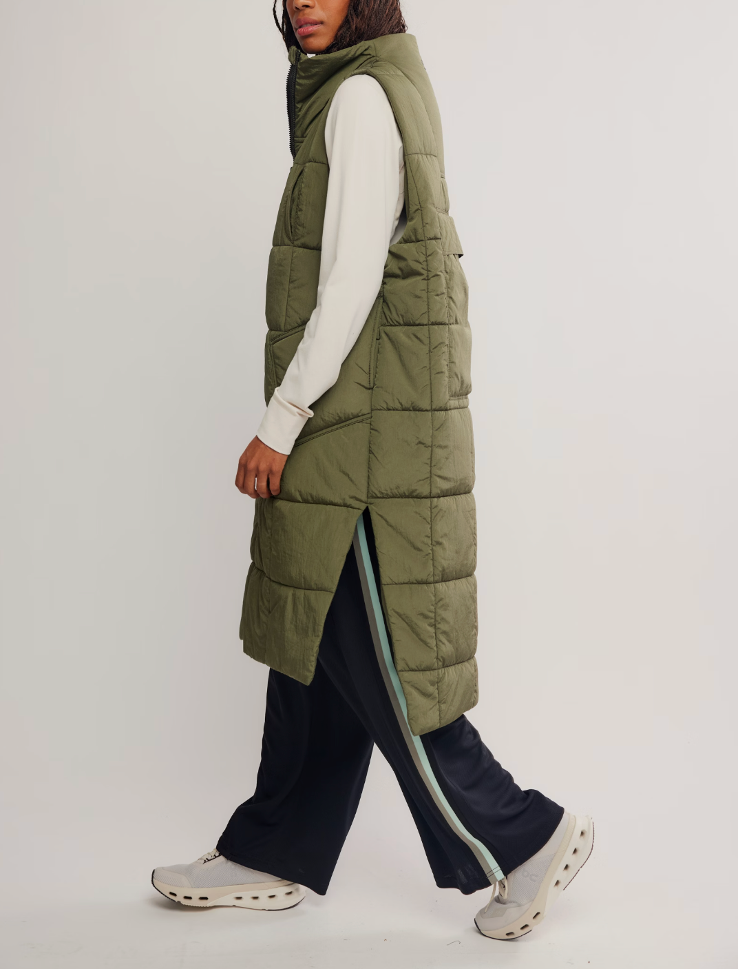 ON THE MOVE PACKABLE VEST