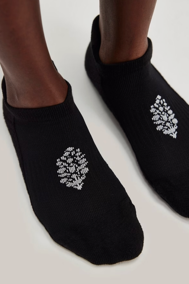 RELAY CUSHION ANKLE SOCK