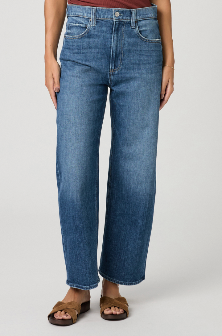 ARELLIA ANKLE BARREL LEG JEAN