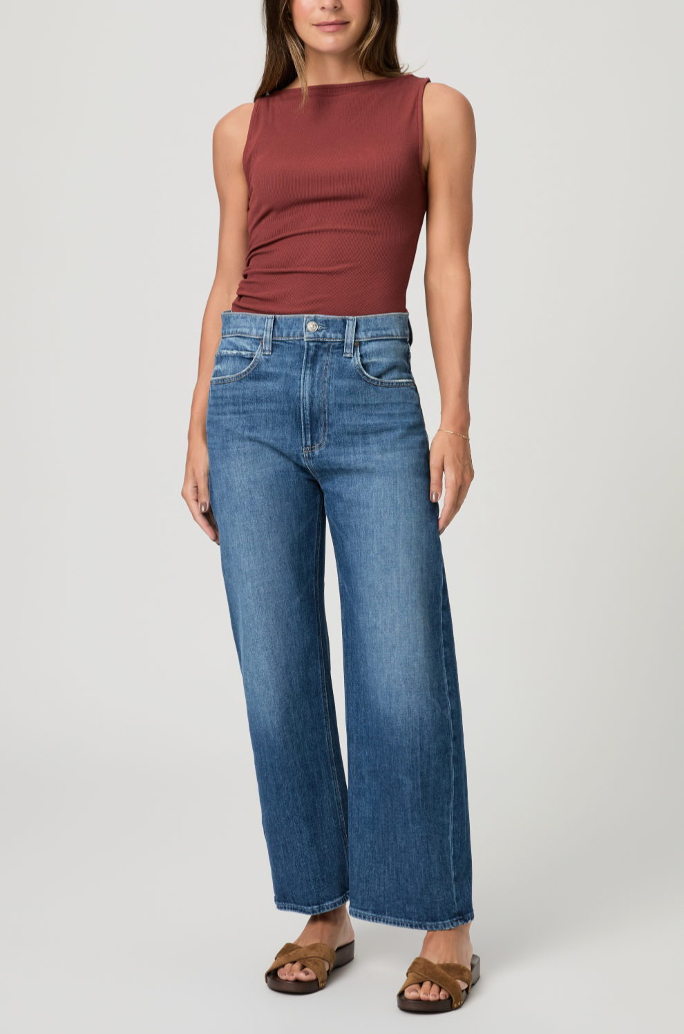 ARELLIA ANKLE BARREL LEG JEAN