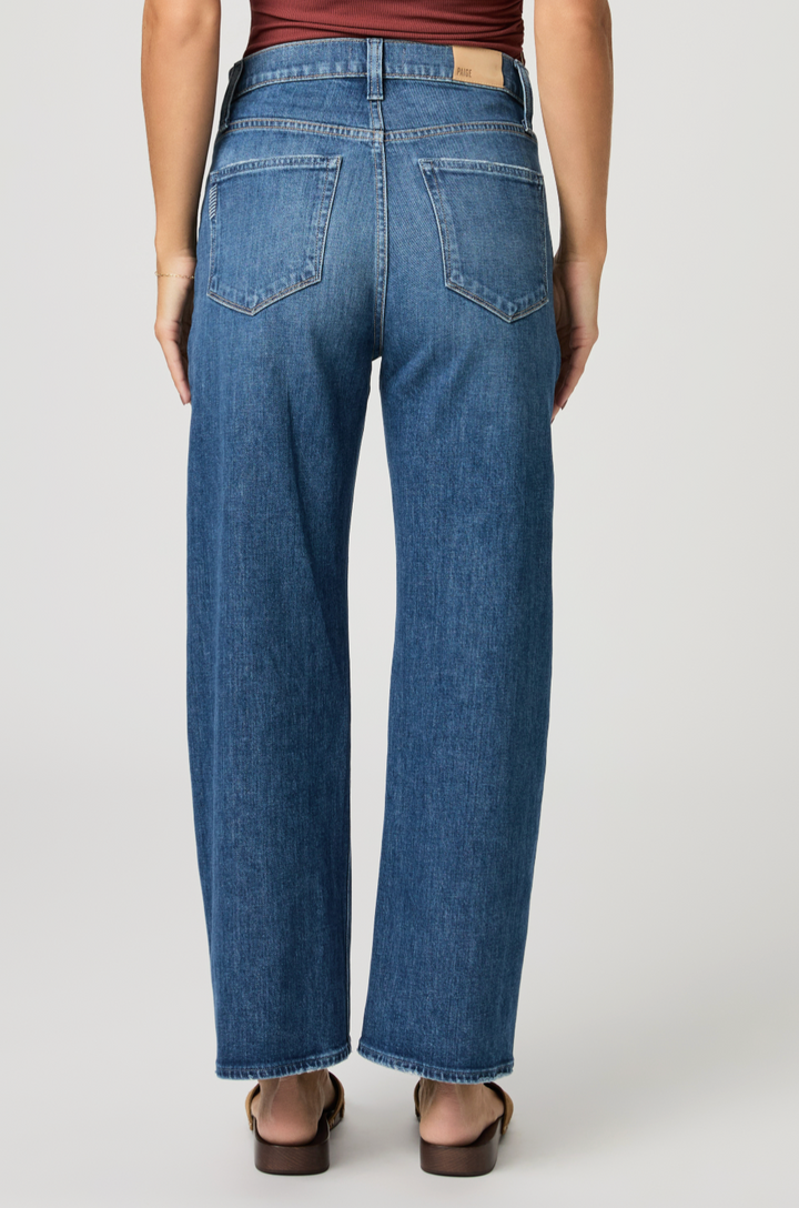 ARELLIA ANKLE BARREL LEG JEAN