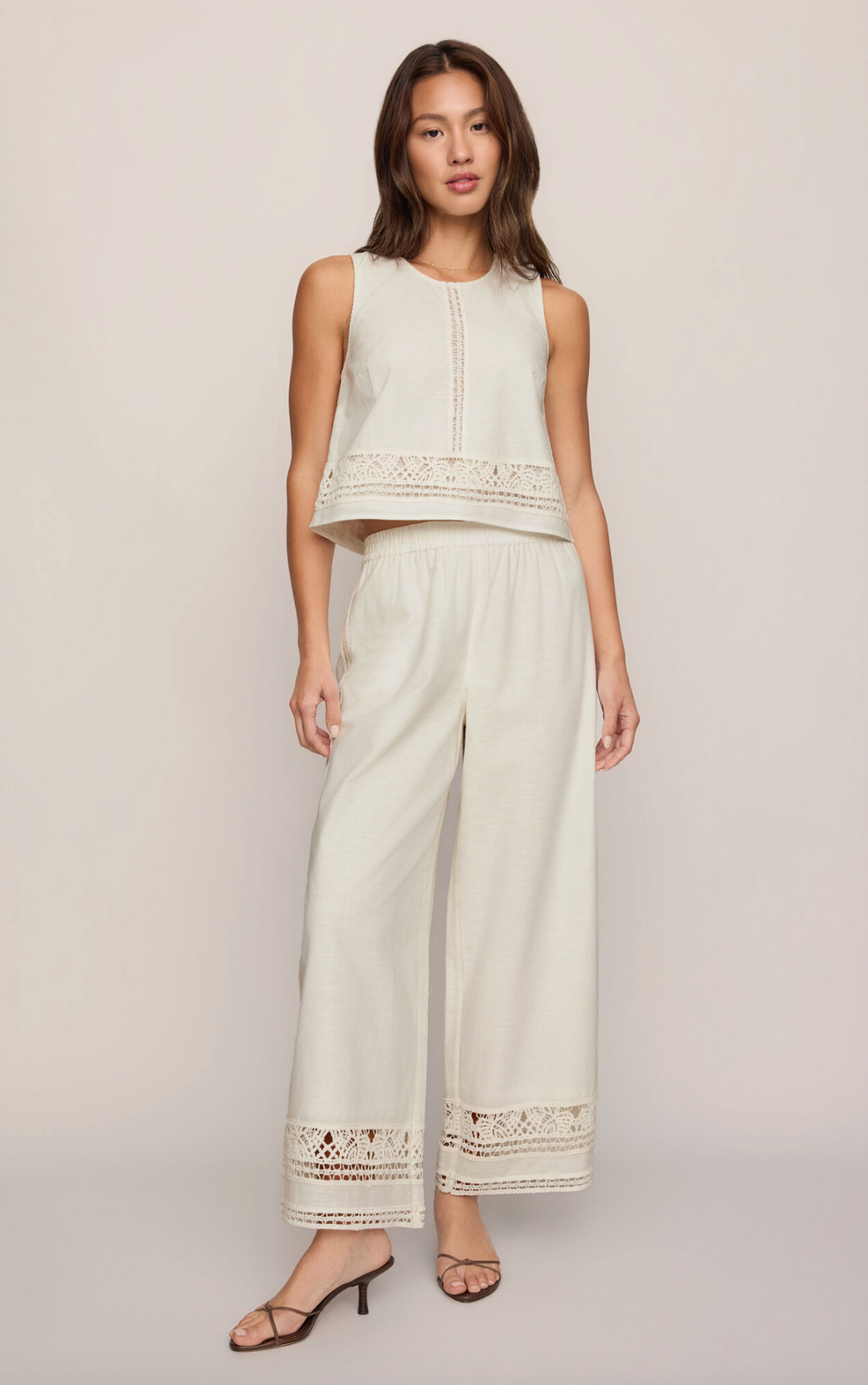SLOANE EMBROIDERED TOP