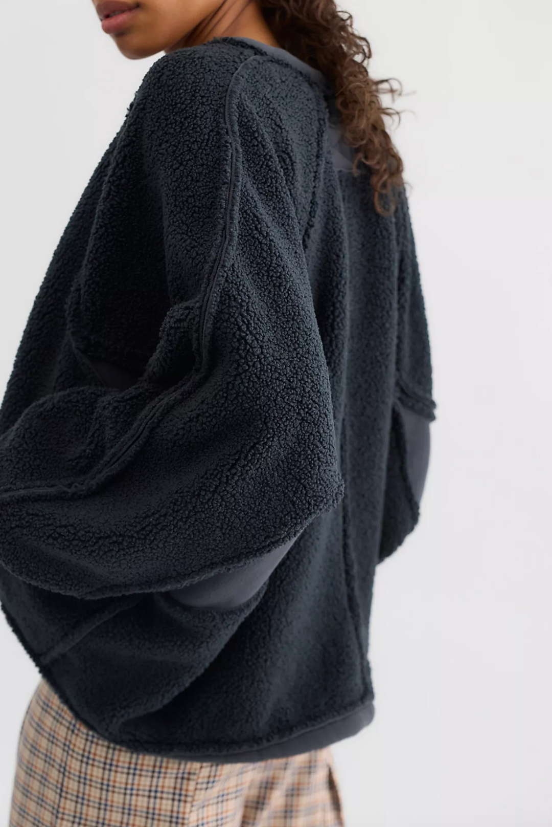CABIN HERO CARDI
