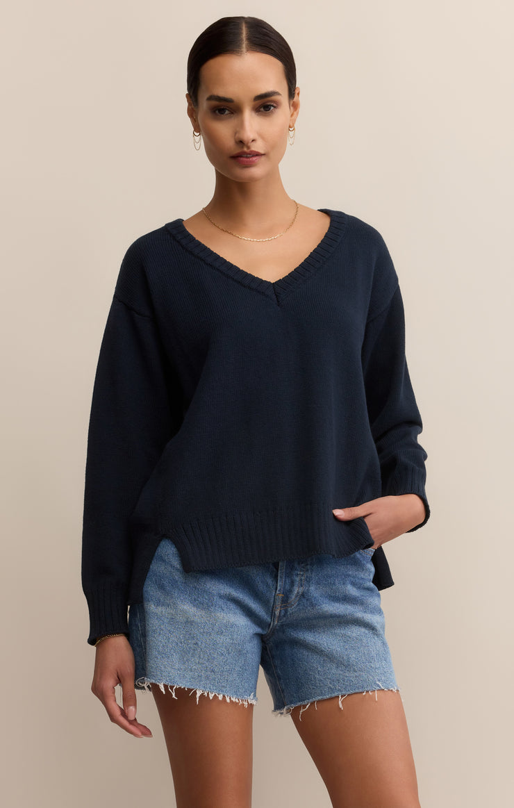 ALL AROUND V-NECK SWEATER