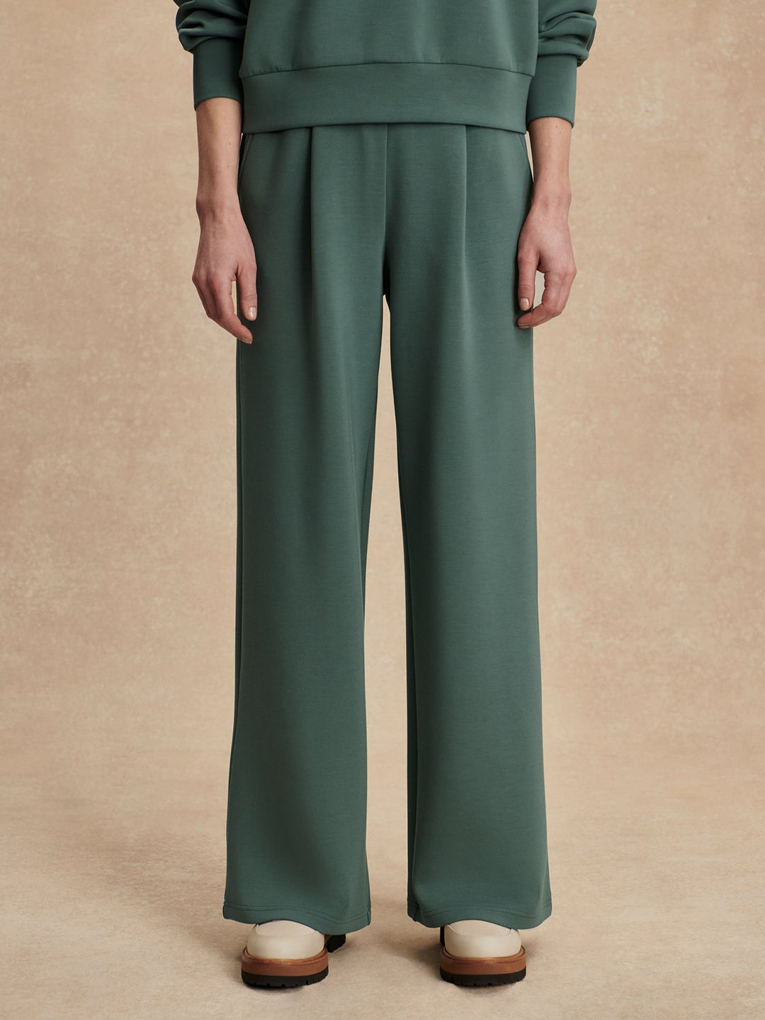 THE EXTRA WIDE LEG PANT 29.5"