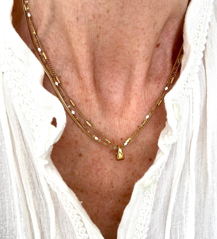 SALLY NECKLACE
