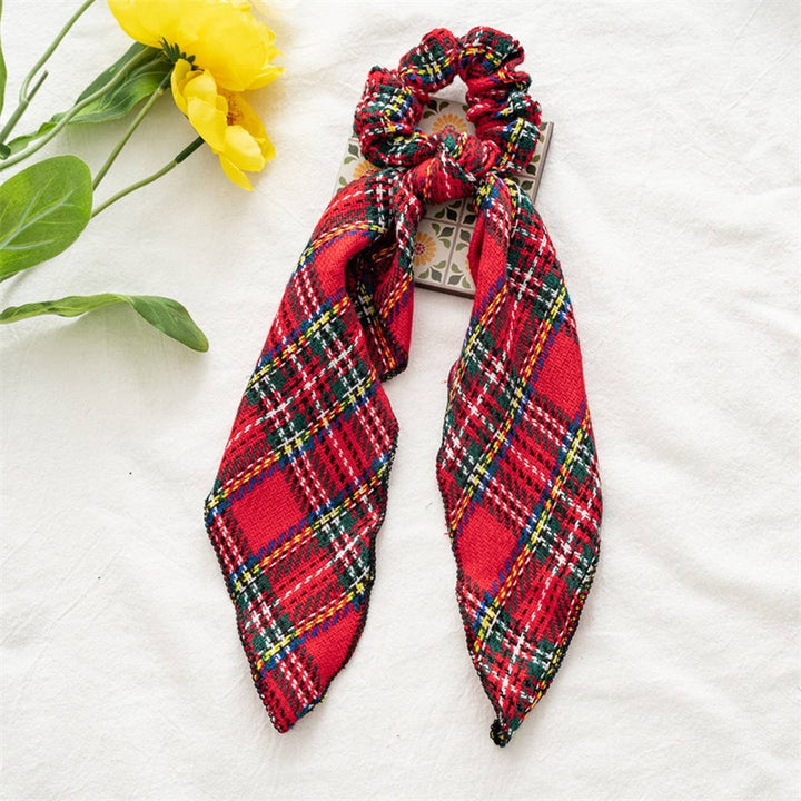 MERRY MOMENTS PLAID SCRUNCHIE
