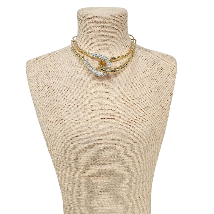 INFINITY LOOP NECKLACE