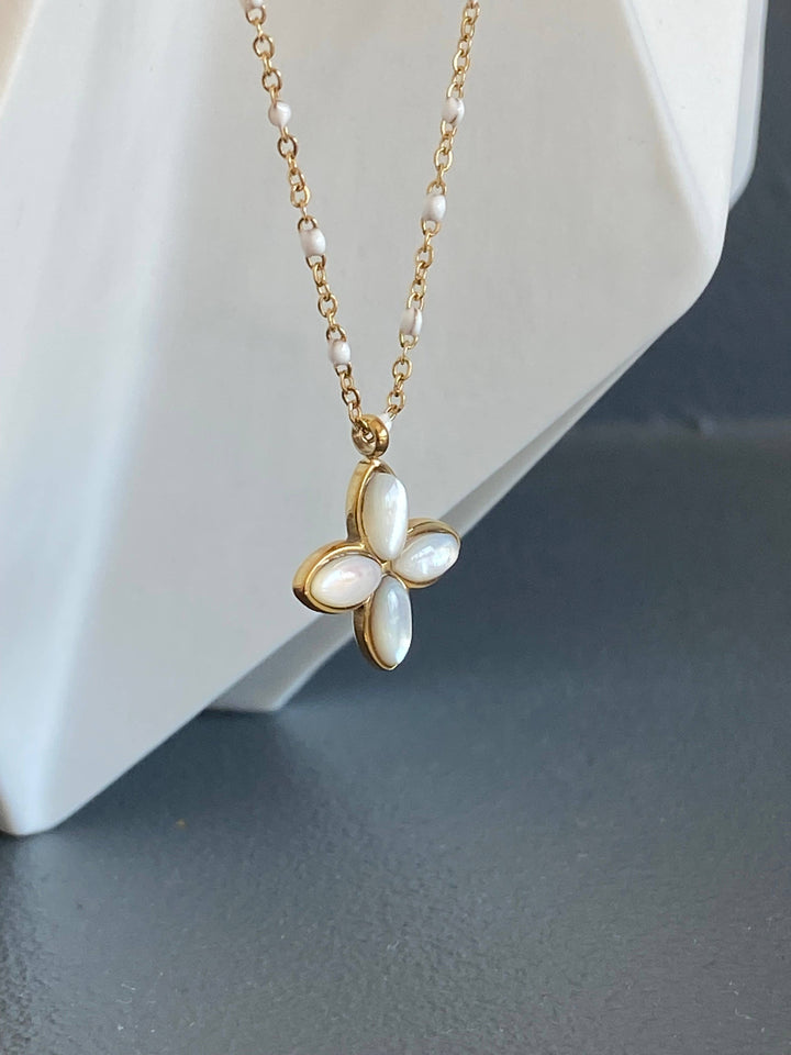 MADDY NECKLACE