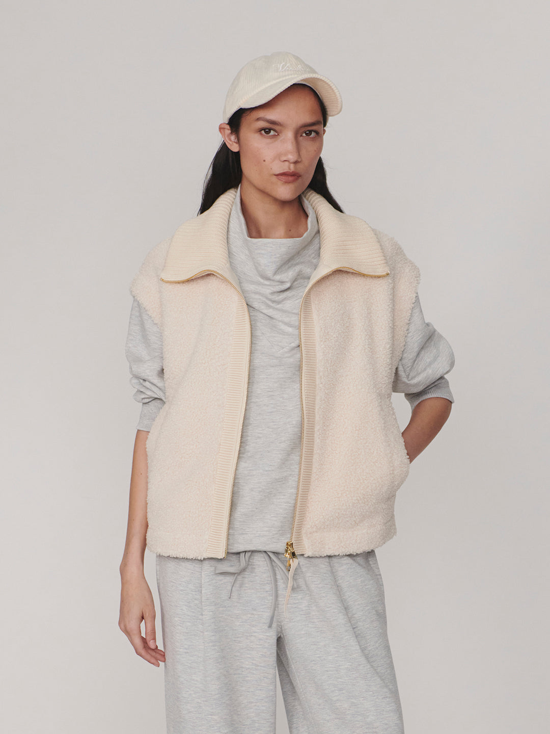 DOMINIC SHERPA GILET